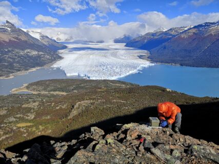 Zum Artikel "Neues FGG-Vortragsprogramm 2025: Wie sich Gletscher und Eisschilde verändern: von Beobachtungen zu Zukunftsprojektionen"